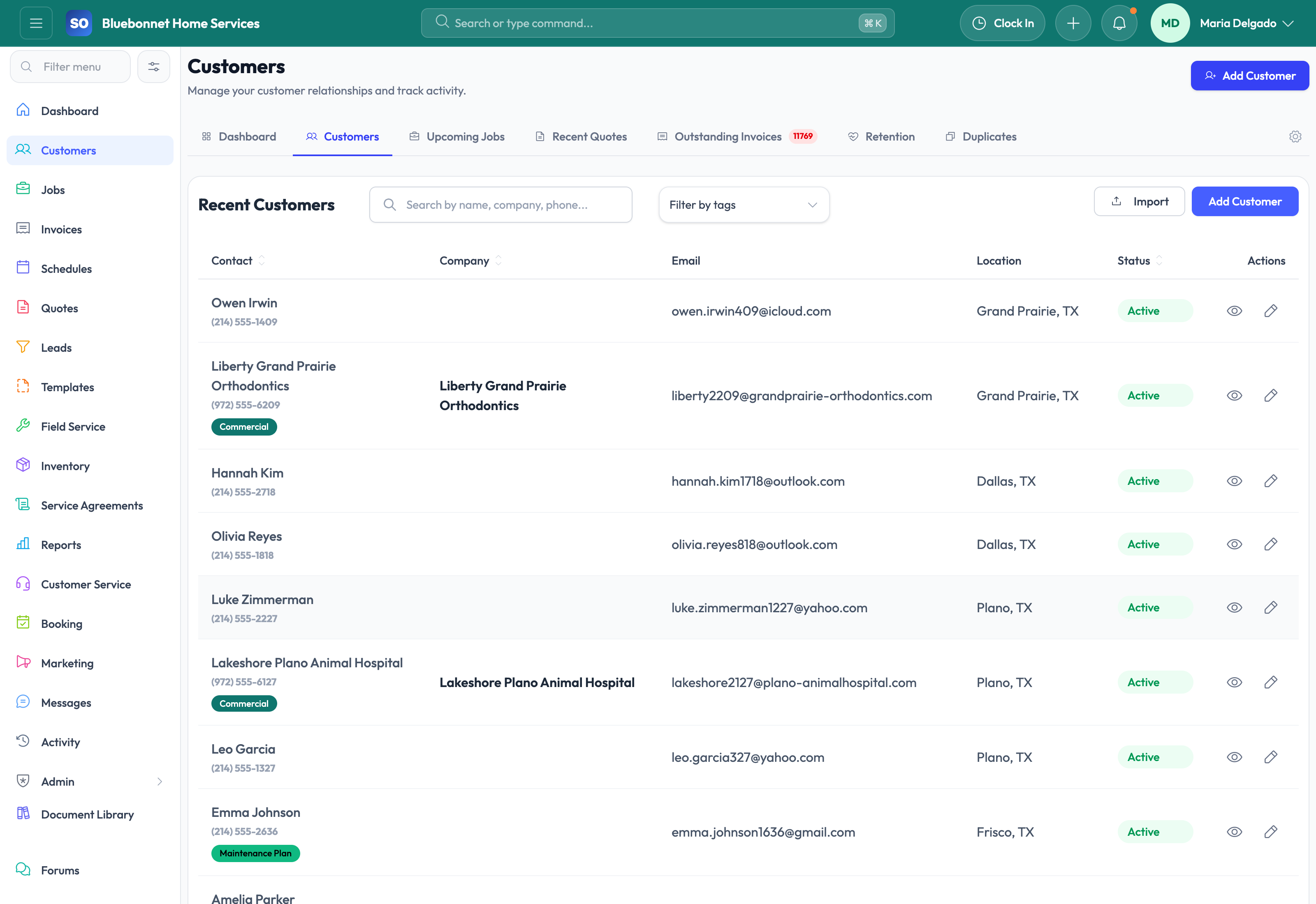 Customer list with search, balances, and account records.